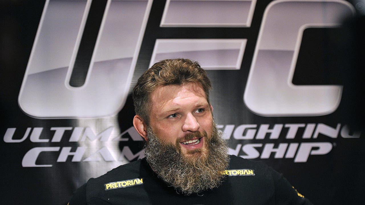 Roy Nelson claims he's qualified for commission job, promises this isn't a publicity stunt